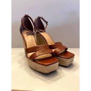 Thalia Sodi platform wedge Size 8.5 square toe burgundy‎ gold